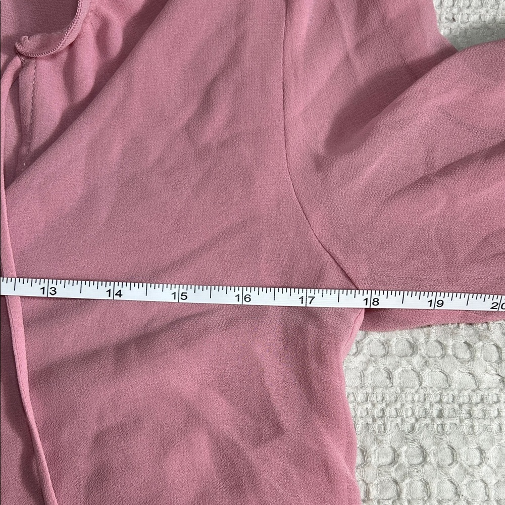 Wilfred Aritzia Pink Button-Up Blouse size XS - Picture 5 of 9